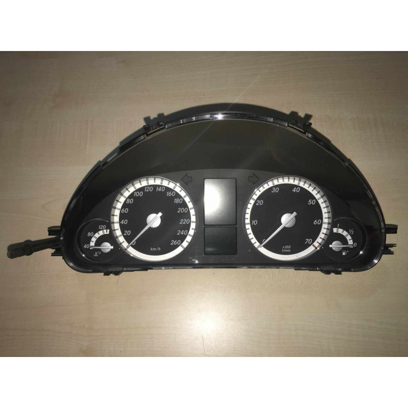 CUADRO INSTRUMENTOS VDO 110080327011 MERCEDES A2035404548