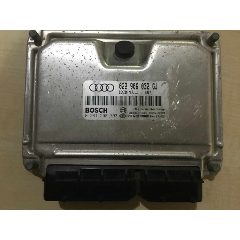 ECU MOTOR BOSCH ME7.1.1 0261208793 VAG 022906032GJ