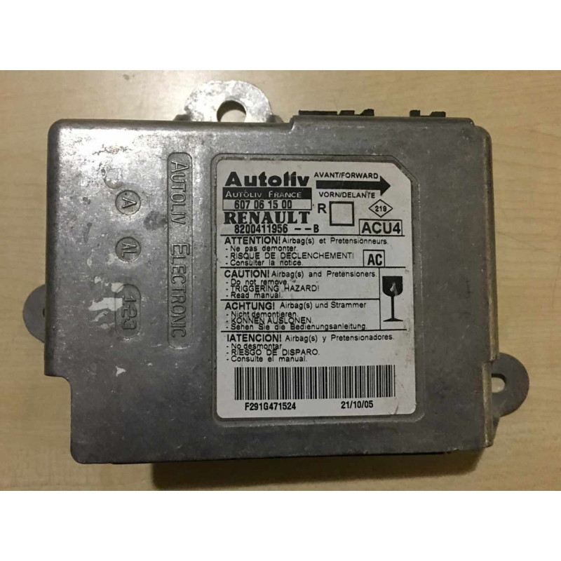 AIRBAG ECU AUTOLIV 607061500 RENAULT 8200411956--B AC