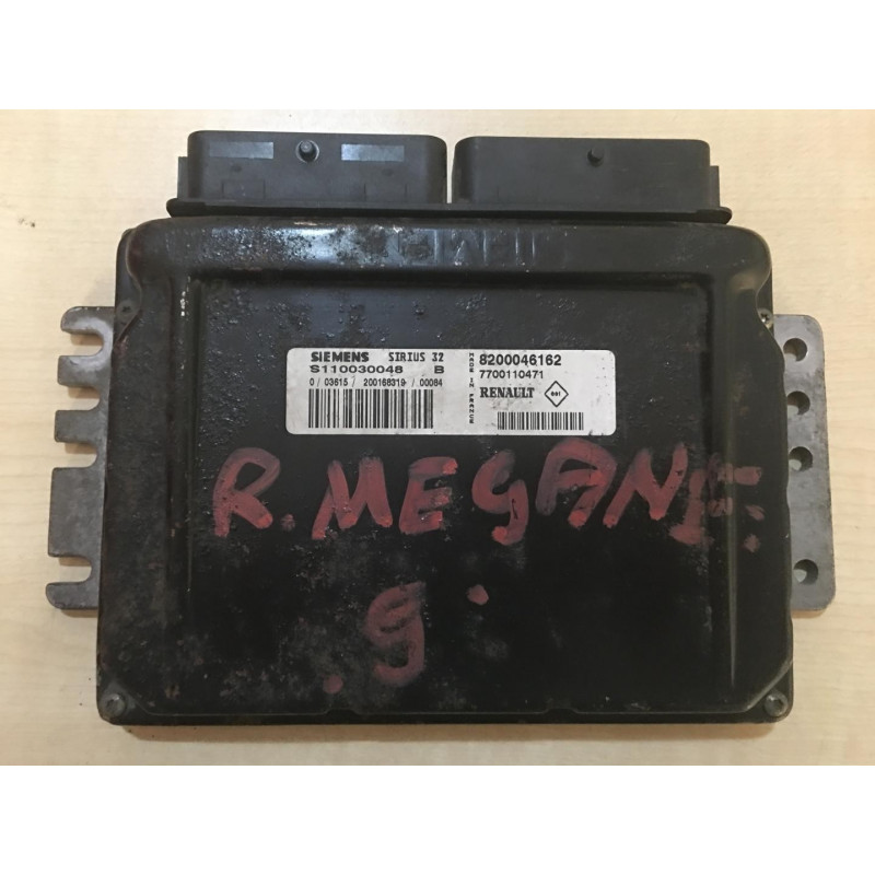 ECU MOTOR SIEMENS SIRIUS 32 S110030048B RENAULT 8200046162 7700110471