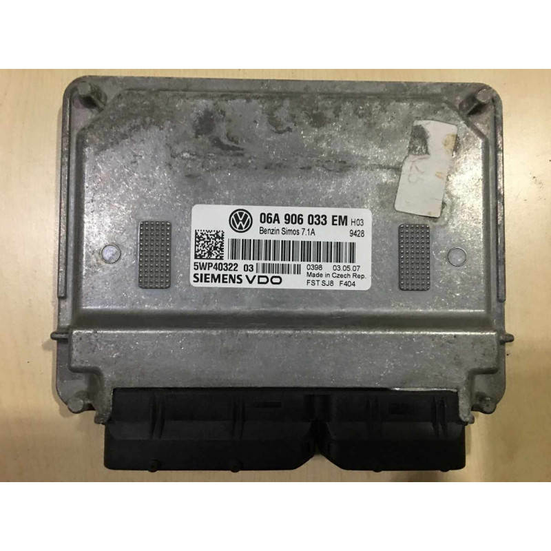 ECU MOTOR SIEMENS VDO SIMOS 7.1A 5WP4026701 VAG 06A906033EM