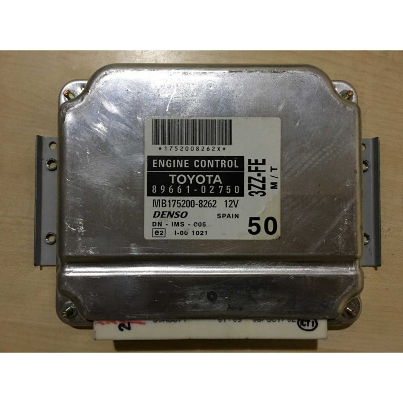 ECU MOTOR DENSO MB175200-8262 TOYOTA 89661-02750