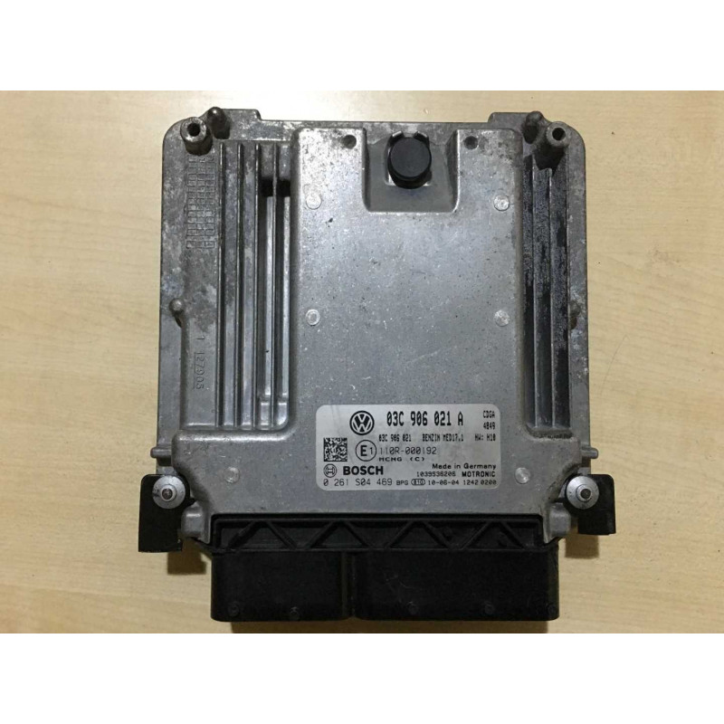 ECU MOTOR BOSCH MED17.1 0261S04469 VAG 03C906021A