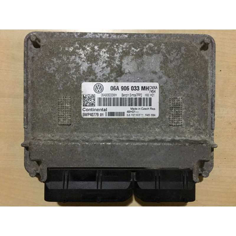 ECU MOTOR CONTINENTAL SIMOS 7PP2 5WP4077901 VAG 06A906033MH