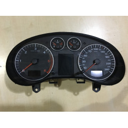 INSTRUMENT CLUSTER SIEMENS VDO 110.080.223/009 VAG 8P0920930C