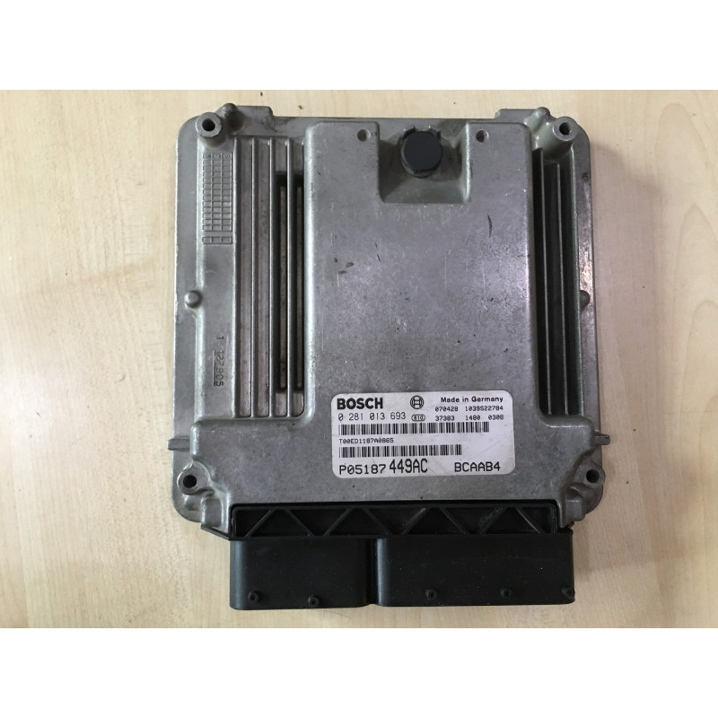 ECU MOTOR BOSCH EDC16U31-4.70 0281013693 DODGE P05187449AC