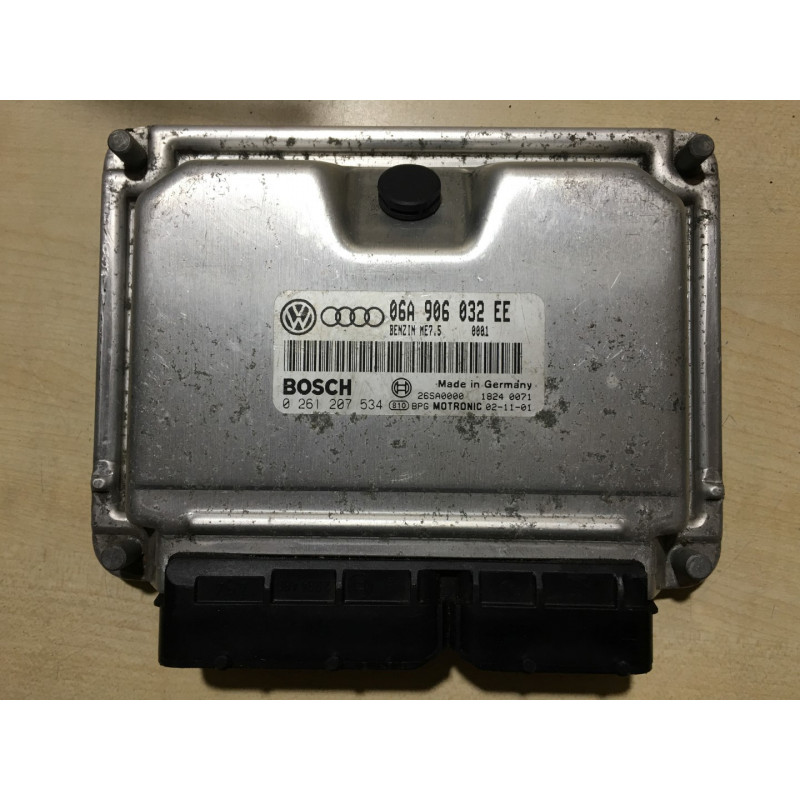 ECU MOTOR BOSCH ME7.5 0261207534 VAG 06A906032EE