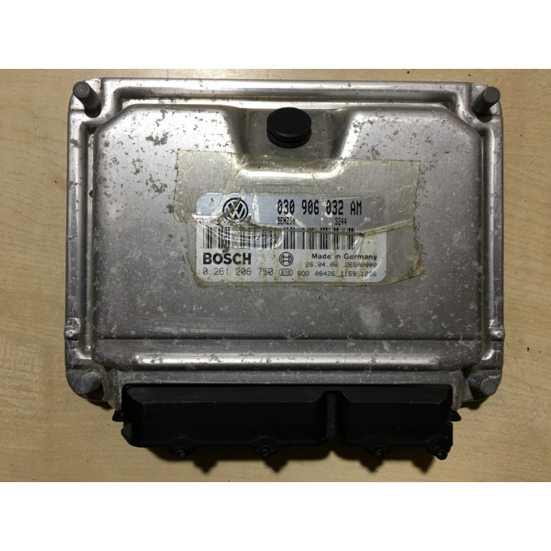 ECU MOTOR BOSCH ME7.5.10 0261206750 VAG 030906032AM ECU MOTOR BOSCH ME7.5.10 0261206750 VAG 030906032AM
