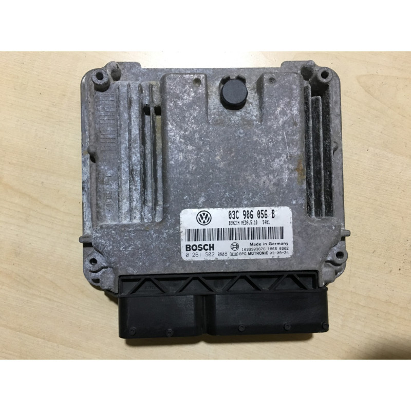 ECU MOTOR BOSCH MED9.5.10 0261S02008 VAG 03C906056B