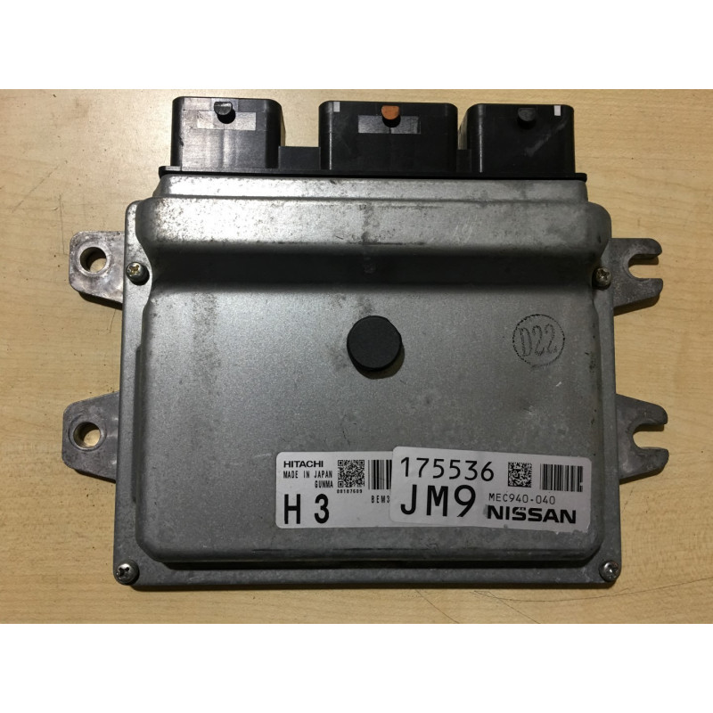 ENGINE ECU HITACHI NISSAN MEC940-040