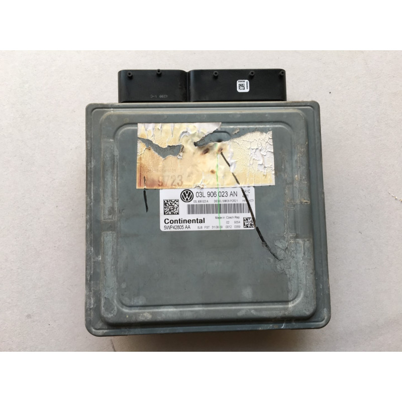 ENGINE ECU CONTINENTAL SIMOS PCR2.1 5WP42805AA VAG 03L906023AN