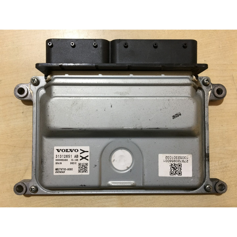 ENGINE ECU DENSO MB279700-9560 VOLVO 31312651AB XY ENGINE ECU DENSO MB279700-9560 VOLVO 31312651AB XY