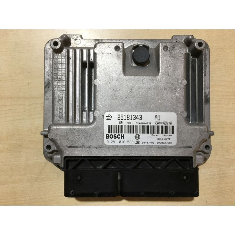 ECU MOTOR BOSCH EDC16C39-5.M8 0281016588 OPEL 25181343