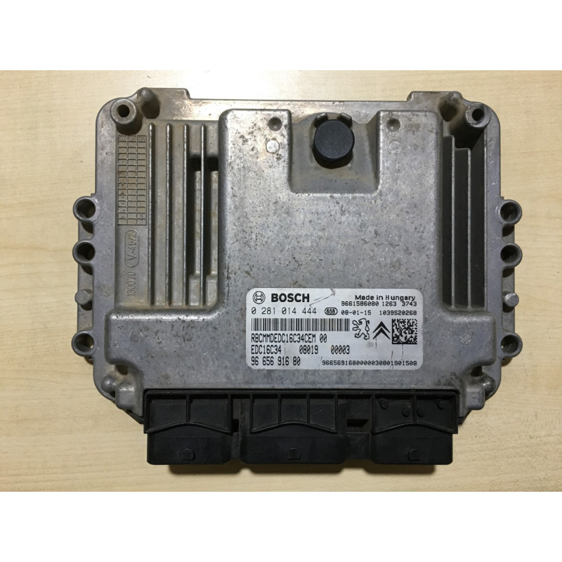 BOSCH EDC15C3 0281011101 RENAULT 8200163528