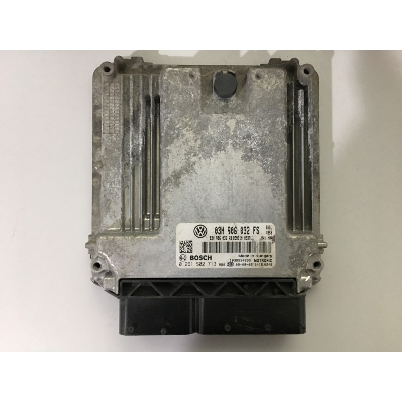 ENGINE ECU BOSCH MED9.1 0261S02713 VAG 03H906032FS