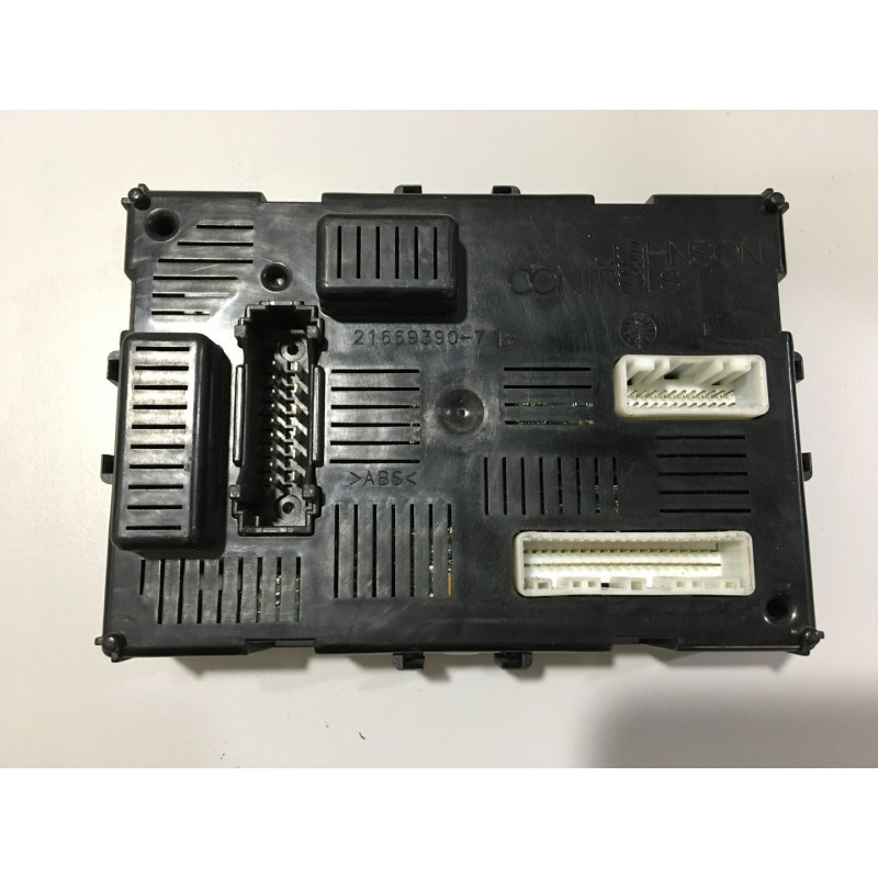 BCM L2CR JOHNSON CONTROLS 28113680-7A RENAULT 8200497362