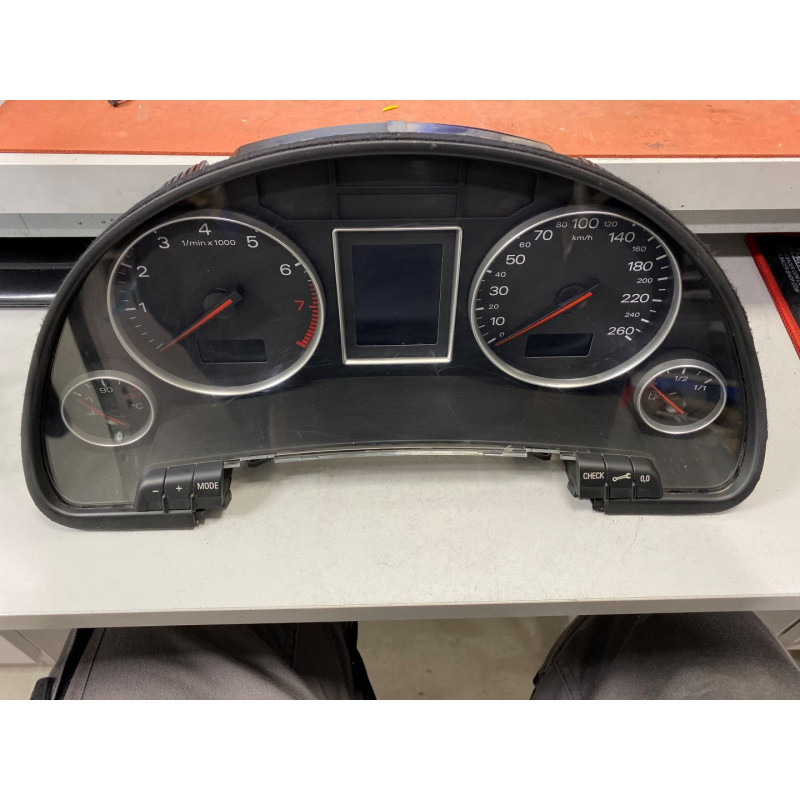 INSTRUMENT CLUSTER BOSCH 0263626026 VAG 8E0920900HX INSTRUMENT CLUSTER BOSCH 0263626026 VAG 8E0920900HX