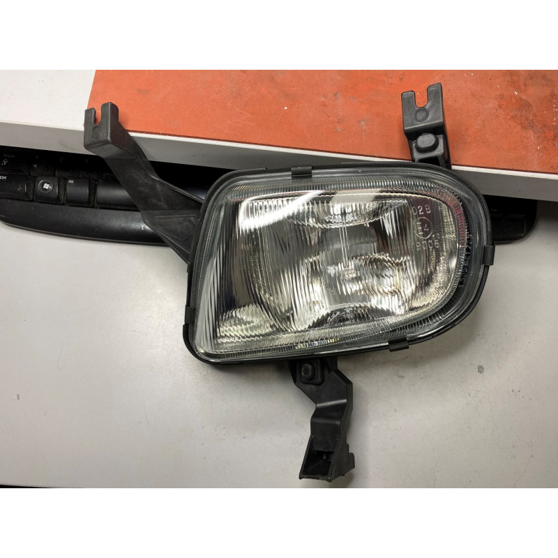 FARO ANTINIEBLA IZQUIERDO AUTOMOTIVE LIGHTING 0305053001 PEUGEOT 306 PSA 6204.Q9 - NUEVO