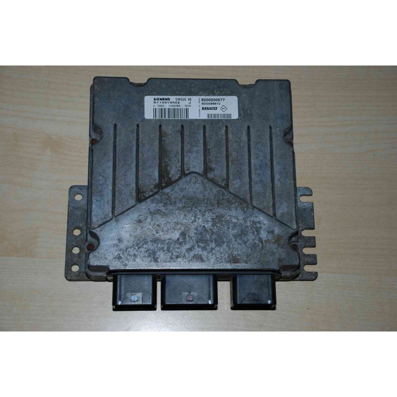 ECU MOTOR SIEMENS SIRIUS 35 S110919502J RENAULT 8200200577