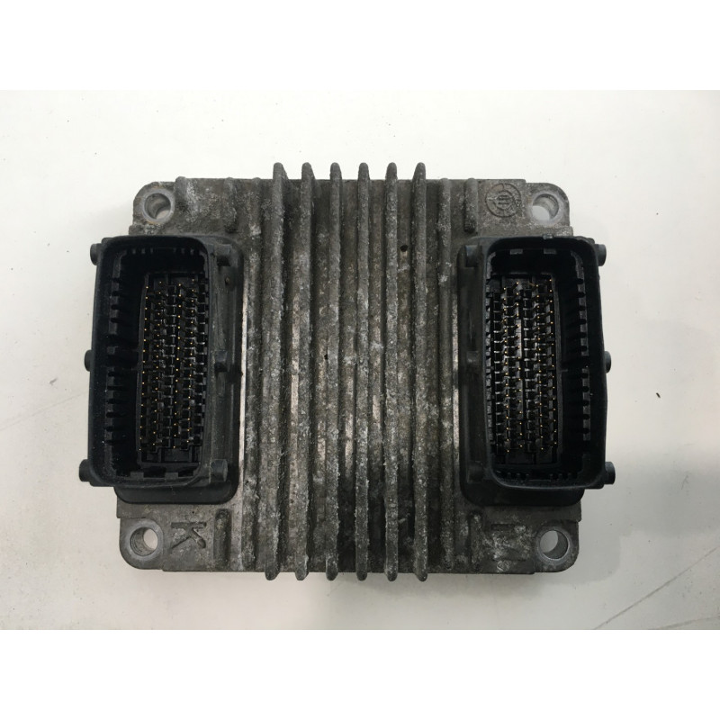 ENGINE ECU DELPHI DELCO HSFI-2.1 OPEL 12223650 DSBH