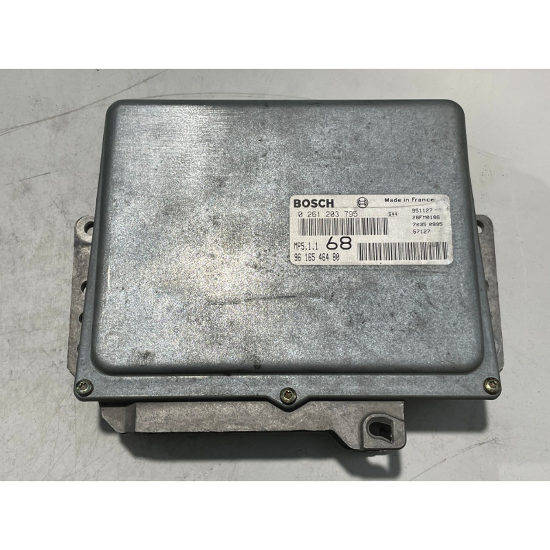 BOSCH EDC15C3 0281011101 RENAULT 8200163528