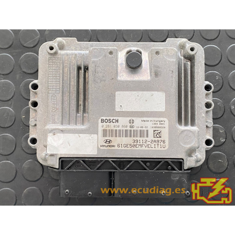 ECU MOTOR BOSCH EDC17C53-1.81 0281030860 HYUNDAI i30 II 1.6 CRDI 39112-2A976 - SW 1037536128