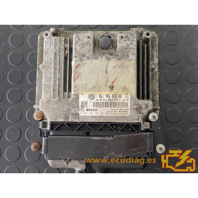 ENGINE ECU BOSCH MED17.5 0261201951 VOLKSWAGEN SCIROCCO III 2.0 TSI 06J906026D 06J906026AR