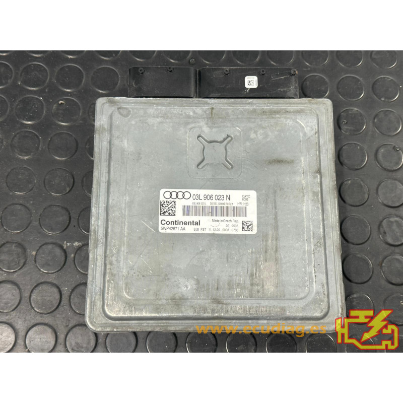 ENGINE ECU CONTINENTAL SIMOS PCR2.1 5WP42671AA AUDI A3 II (8P) 1.6 TDI 77KW 105HP CAYC 03L906023L / SW 03L906023N 6086