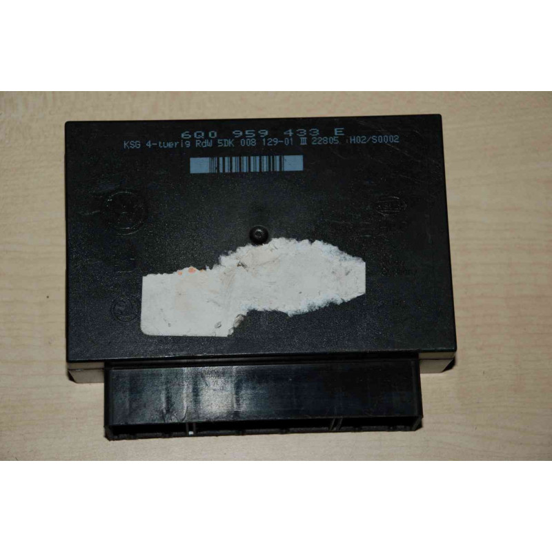 ECU BODY CONFORT HELLA 5DK008129-01 VAG 6Q0959433E