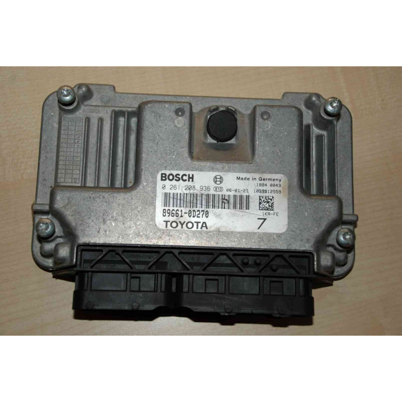 ECU MOTOR BOSCH ME7.9.51 0261208936 TOYOTA 89661-0D270