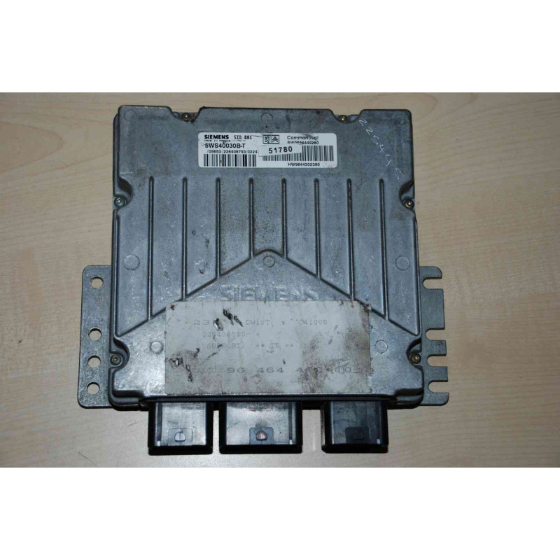 ECU MOTOR SIEMENS SID 801 5WS40030B-T PSA 9644302380 - CON INMOVILIZADOR ANULADO (INMO / IMMO OFF)