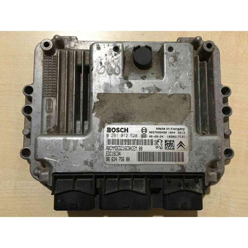 BOSCH EDC15C3 0281011101 RENAULT 8200163528 BOSCH EDC15C3 0281011101 RENAULT 8200163528