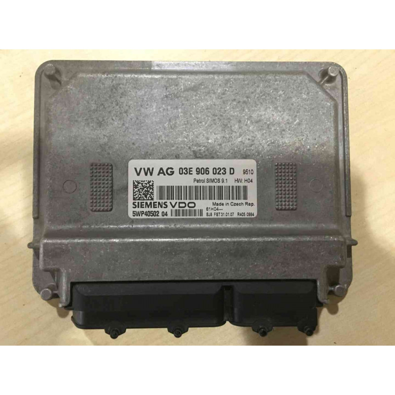 ECU MOTOR SIEMENS VDO SIMOS 9.1 5WP4050204 VAG 03E906023D