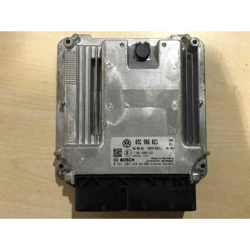 ECU MOTOR BOSCH MED17.1 0261S04448 VAG 03C906021