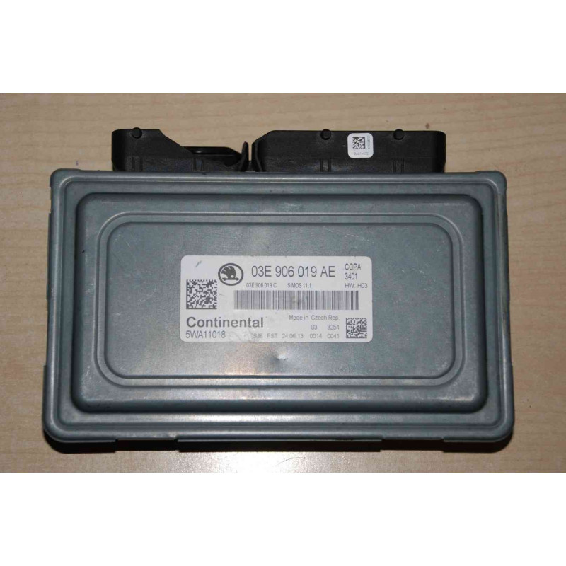 ECU MOTOR CONTINENTAL SIMOS 11.1 5WA11018 VAG 03E906019AE