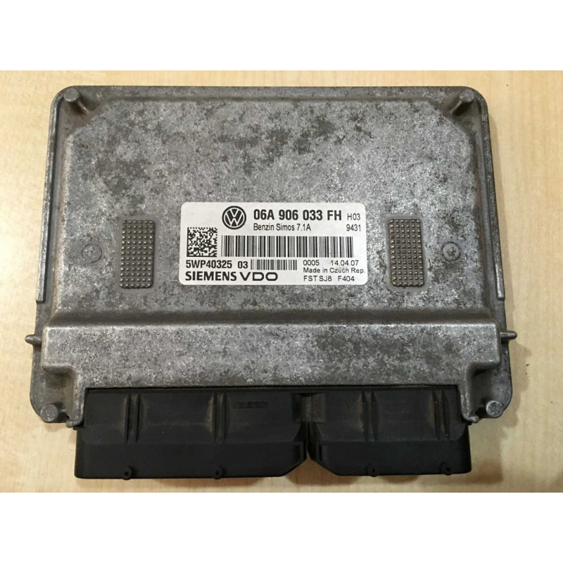 ECU MOTOR SIEMENS SIMOS 7.1A 5WP4032503 VAG 06A906033FH