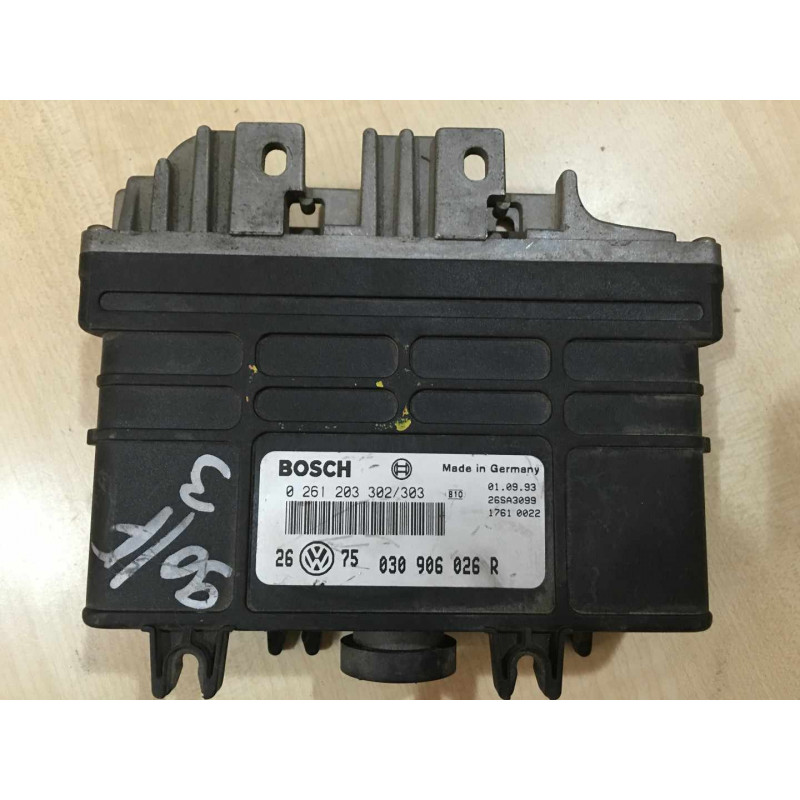 ECU MOTOR BOSCH MA1.2.3 0261203302/303 VAG 030906026R