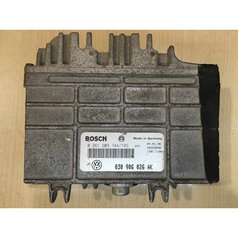 ECU MOTOR BOSCH MA1.2.3 0261203744/745 VAG 030906026AK